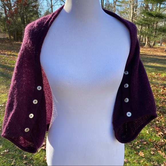 WOODEN SHIPS SWEATER SHRUG CROPPED PURPLE 4 BUTTON SLEEVE...